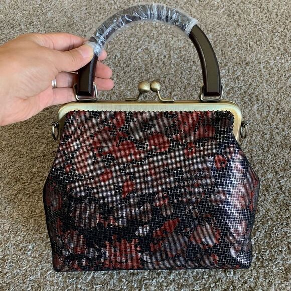 Handmade Genuine Sheepskin Floral Print, Wood Handle Bag & Small Clutch Set - Picture 15 of 16